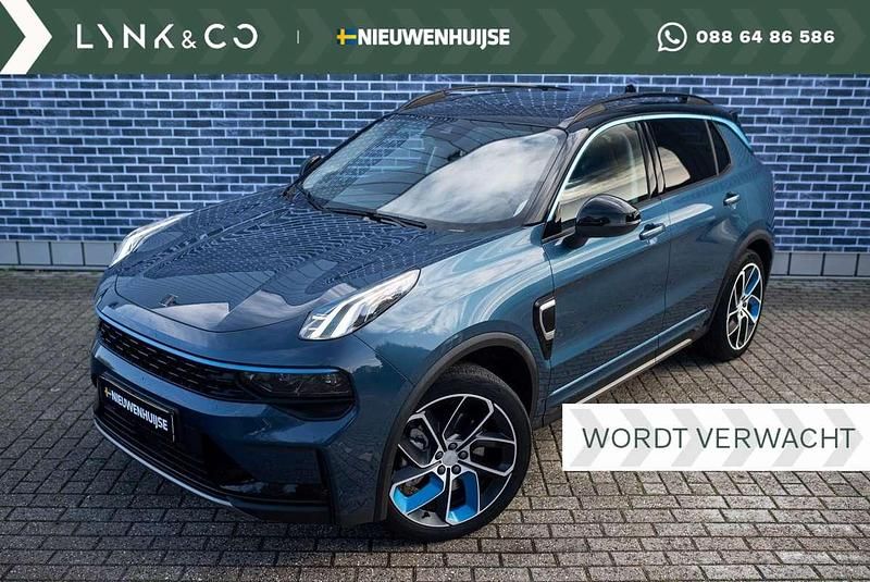 Blauw Gebruikt 2022 Lynk & Co 01 SUV | € 26.399 (Eerlijke prijs) - Afbeelding 1/1