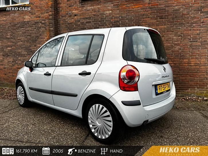 Occasion Renault Modus 74 PK (54 kW) 2005 Grijs MPV