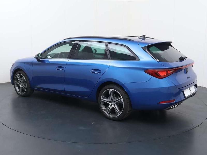 Occasion Seat Leon Business 204 PK (150 kW) 2025 Blauw, metallic lak Stationwagen