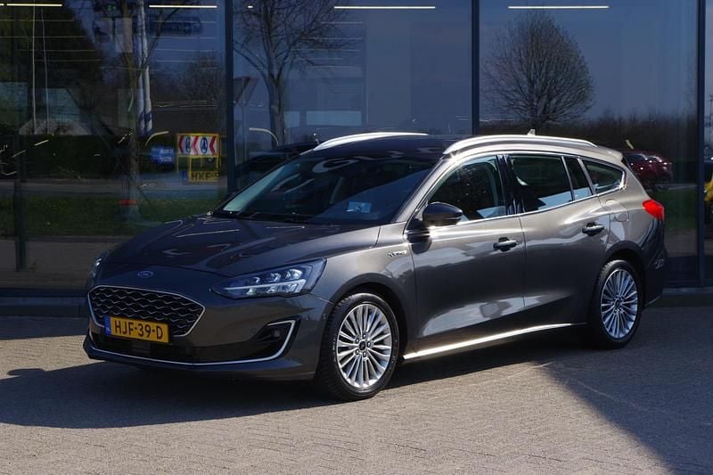Grijs Gebruikt 2020 Ford Focus Vignale Stationwagen | € 18.950 (Eerlijke prijs) - Afbeelding 1/4