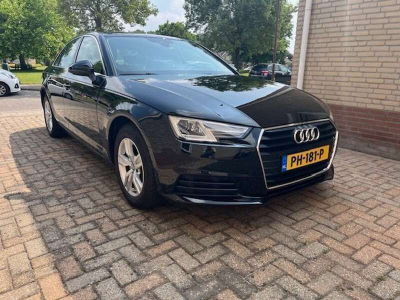 Zwart Gebruikt 2016 Audi A4 Design Sedan | € 20.495 (Goede deal) - Afbeelding 1/4