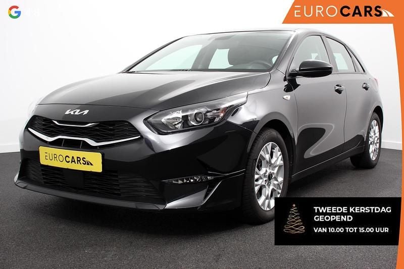 Zwart Gebruikt 2023 Kia Ceed Comfort Hatchback | € 15.940 (Goede deal) - Afbeelding 1/4