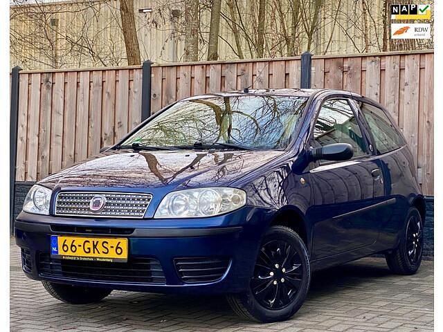Blauw Occasion 2008 Fiat Punto Active Hatchback | € 1.799 (Eerlijke prijs) - Afbeelding 1/4