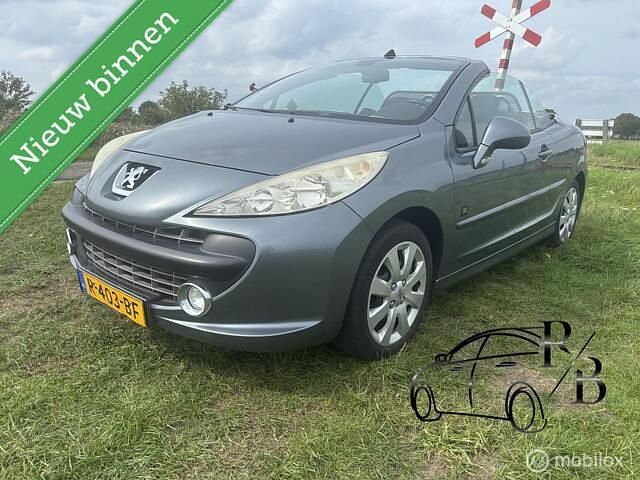Grijs, metallic lak Gebruikt 2009 Peugeot 207 CC Cabriolet | € 3.599 (Goede deal) - Afbeelding 1/4