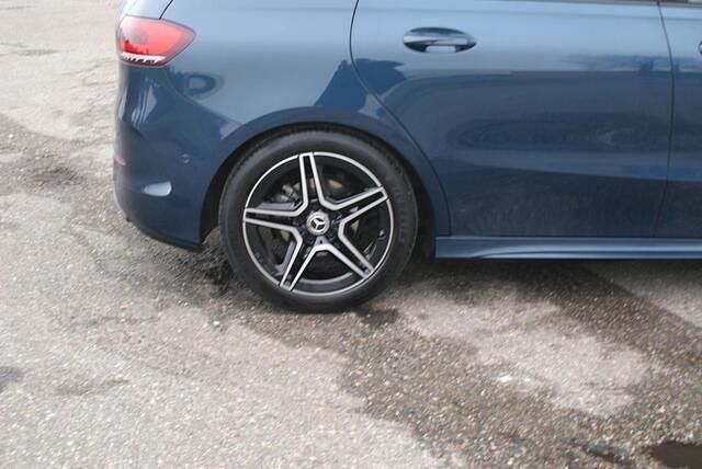 Occasion Mercedes B180 AMG 136 PK (100 kW) 2019 Blauw MPV