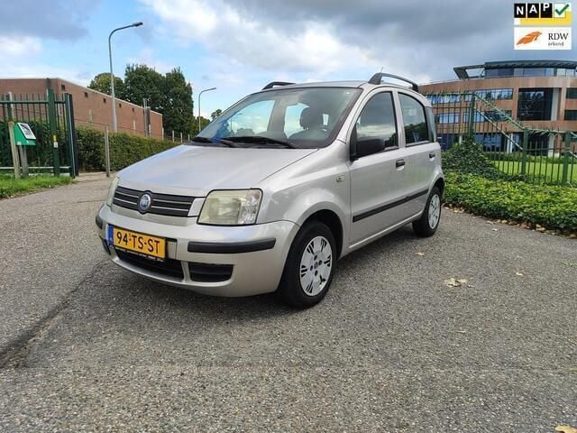Grijs Gebruikt 2007 Fiat Panda Hatchback | € 1.399 (Eerlijke prijs) - Afbeelding 1/4