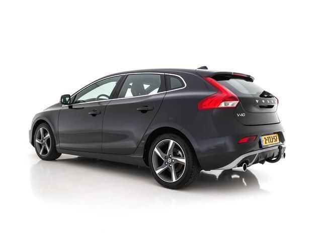 Occasion Volvo V40 Business Edition 150 PK (110 kW) 2014 Black sapphire (zwart metallic) Stationwagen
