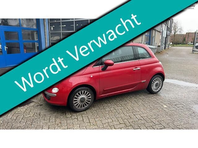 Rood Gebruikt 2011 Fiat 500 Lounge Hatchback | € 3.945 (Goede deal) - Afbeelding 1/4