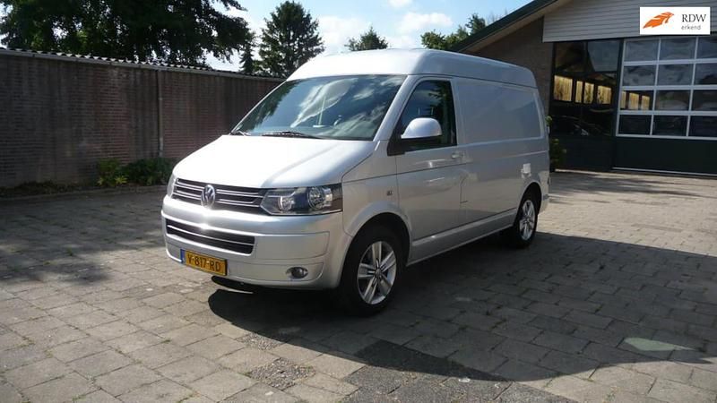 Zilver (metallic) Gebruikt 2012 VW T5 Van | € 9.250 (Super prijs) - Afbeelding 1/4