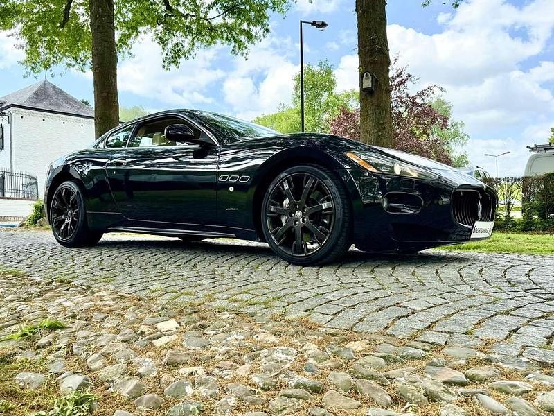 Occasion Maserati Granturismo GT 441 PK (324 kW) 2009 Zwart, metallic lak Coupé