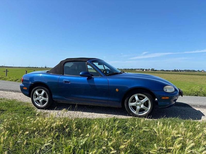 Blauw Gebruikt 1999 Mazda MX5 Cabriolet | € 8.850 (Duur) - Afbeelding 1/4
