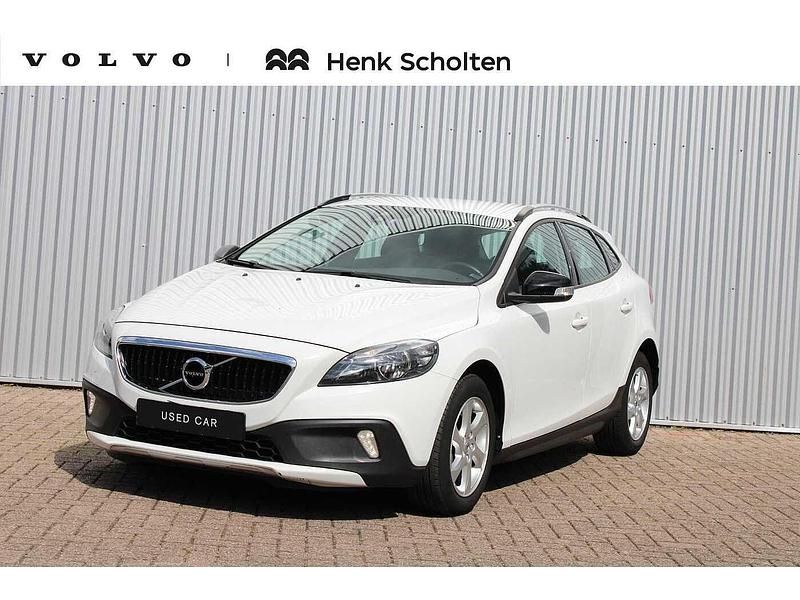 Gebruikt 2016 Volvo V40 CC Stationwagen | € 17.950 (Duur) - Afbeelding 1/4