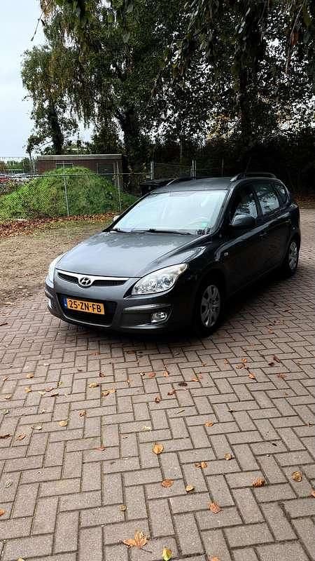 Gebruikt 2008 Hyundai i30 Comfort Sedan | € 2.500 (Eerlijke prijs) - Afbeelding 1/4