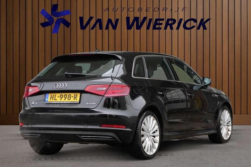 Occasion Audi A3 Sportback e-tron S-Line 150 PK (110 kW) 2015 Zwart Hatchback