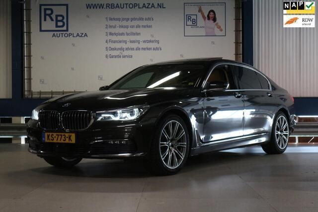 Bruin Gebruikt 2015 BMW 740L Executive Sedan | € 30.950 - Afbeelding 1/4