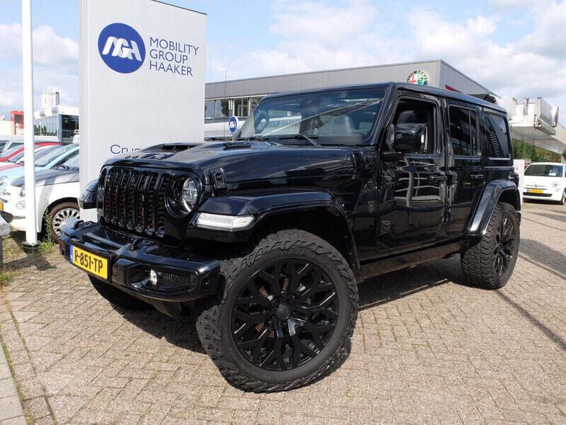 Zwart Gebruikt 2022 Jeep Wrangler Unlimited Rubicon SUV | € 99.900 - Afbeelding 1/4