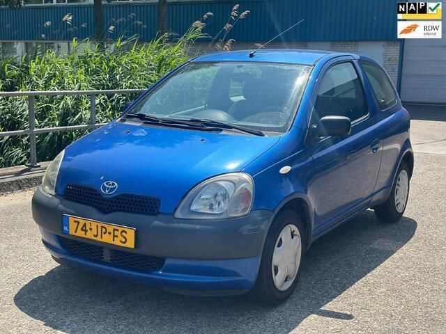 Blauw Gebruikt 2002 Toyota Yaris Hatchback | € 990 (Eerlijke prijs) - Afbeelding 1/4
