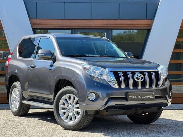 Grijs Gebruikt 2014 Toyota Land Cruiser SUV | € 39.950 - Afbeelding 1/4
