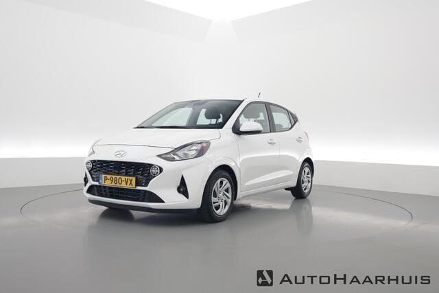 Wit Gebruikt 2022 Hyundai i10 Comfort Hatchback | € 12.900 (Eerlijke prijs) - Afbeelding 1/3