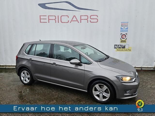 Grijs Gebruikt 2015 VW Golf Sportsvan Highline MPV | € 11.450 (Eerlijke prijs) - Afbeelding 1/4