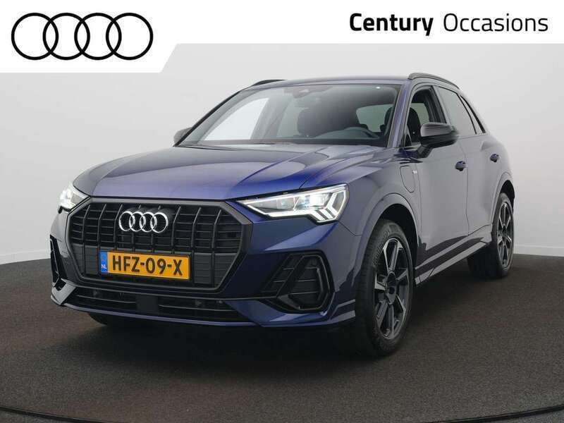Blauw Gebruikt 2024 Audi Q3 Ambiente SUV | € 48.900 (Eerlijke prijs) - Afbeelding 1/4