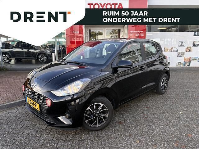 Zwart Occasion 2020 Hyundai i10 Comfort Hatchback | € 14.595 (Eerlijke prijs) - Afbeelding 1/4