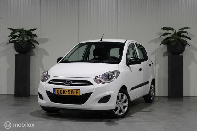 Wit Occasion 2012 Hyundai i10 Hatchback | € 4.999 (Iets duurder) - Afbeelding 1/4