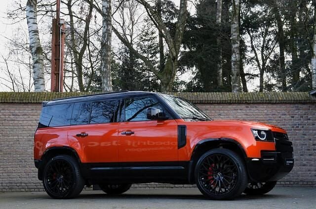 Occasion Land Rover Defender Black Edition 300 PK (220 kW) 2023 Zwart Van