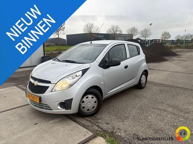 Grijs Gebruikt 2012 Chevrolet Spark LS Hatchback | € 1.950 (Eerlijke prijs) - Afbeelding 1/4