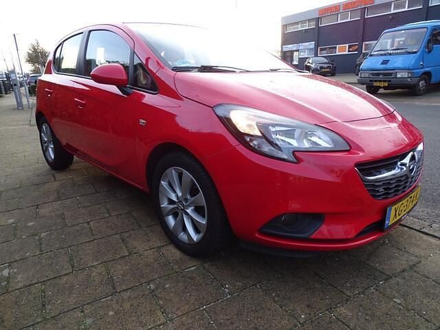 Occasion Opel Corsa 90 PK (66 kW) 2018 Rood Hatchback