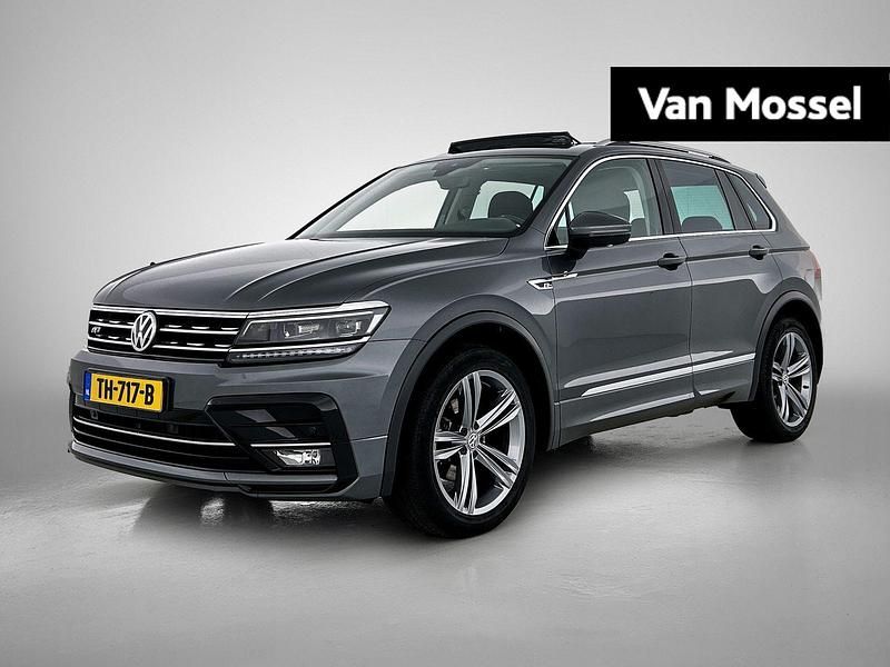 Grijs Gebruikt 2018 VW Tiguan Highline SUV | € 28.400 (Iets duurder) - Afbeelding 1/4