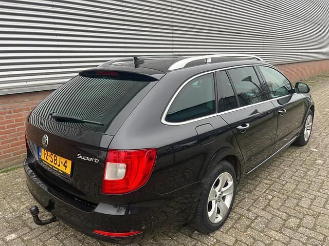 Occasion Skoda Superb Business Line 125 PK (91 kW) 2011 Stationwagon Stationwagen