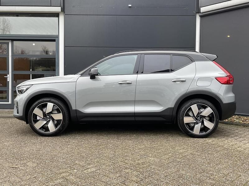 Nieuw Volvo EX40 Plus 185 kW (252 PK) 2025 Grijs SUV