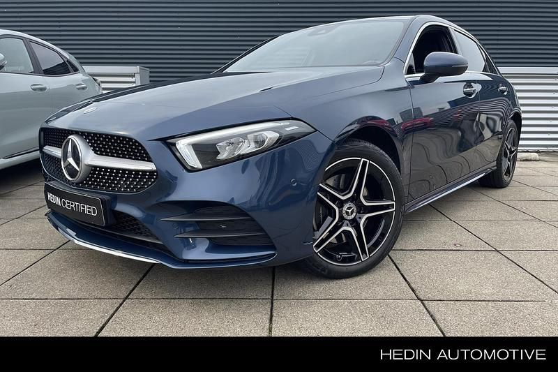 Occasion Mercedes A250 AMG line 15 PK (11 kW) 2026 Blauw Hatchback