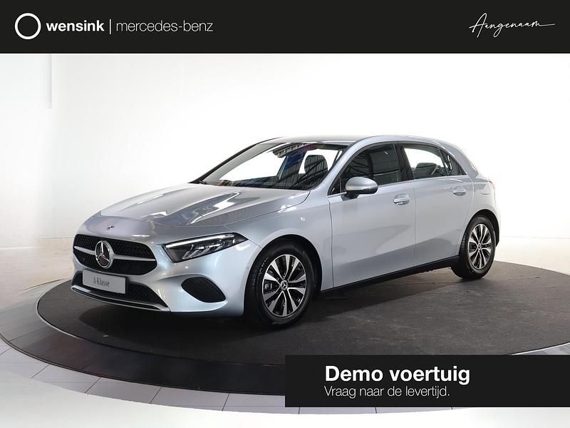 Zilver Occasion 2025 Mercedes A180 Edition Hatchback | € 37.450 (Eerlijke prijs) - Afbeelding 1/4