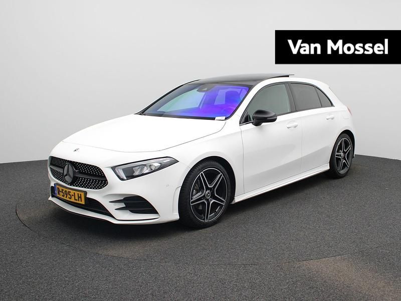 Wit Gebruikt 2021 Mercedes A180 Business Hatchback | € 24.900 (Eerlijke prijs) - Afbeelding 1/4