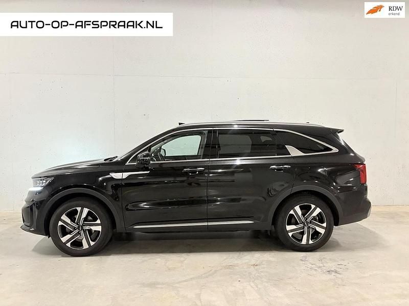 Zwart Occasion 2022 Kia Sorento SUV | € 24.995 - Afbeelding 1/4