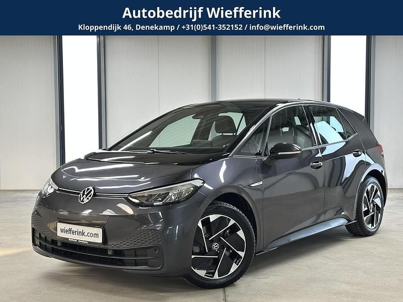 Grijs Occasion 2020 VW ID.3 Pro Hatchback | € 12.950 (Goede deal) - Afbeelding 1/4