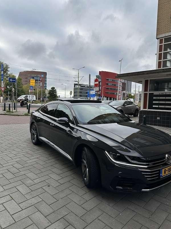 Occasion VW Arteon Business 190 PK (139 kW) 2019 Grijs Hatchback