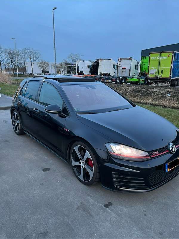 Gebruikt 2014 VW Golf VII GTI Sedan | € 17.750 (Duur) - Afbeelding 1/4
