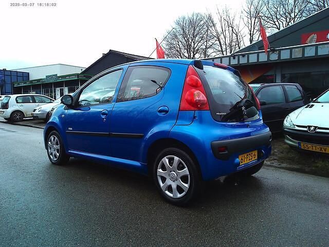 Occasion Peugeot 107 68 PK (50 kW) 2011 Blauw Hatchback