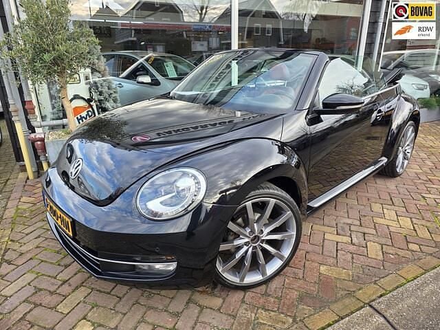 Zwart Gebruikt 2016 VW Beetle Sport Cabriolet | € 19.950 (Eerlijke prijs) - Afbeelding 1/4