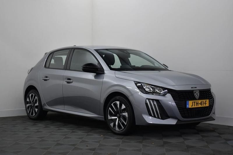 Grijs Occasion 2024 Peugeot 208 Active Hatchback | € 19.950 (Eerlijke prijs) - Afbeelding 1/3