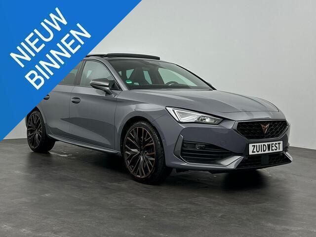 Grijs Gebruikt 2021 Cupra Leon VZ Hatchback | € 31.950 (Duur) - Afbeelding 1/4