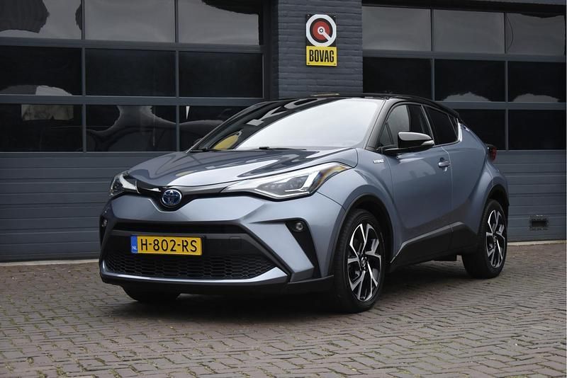 Grijs (metallic) Occasion 2020 Toyota C-HR Edition SUV | € 21.950 (Eerlijke prijs) - Afbeelding 1/4