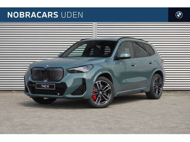 Groen Nieuw 2025 BMW iX1 Comfort Edition SUV | € 62.300 (Eerlijke prijs) - Afbeelding 1/4