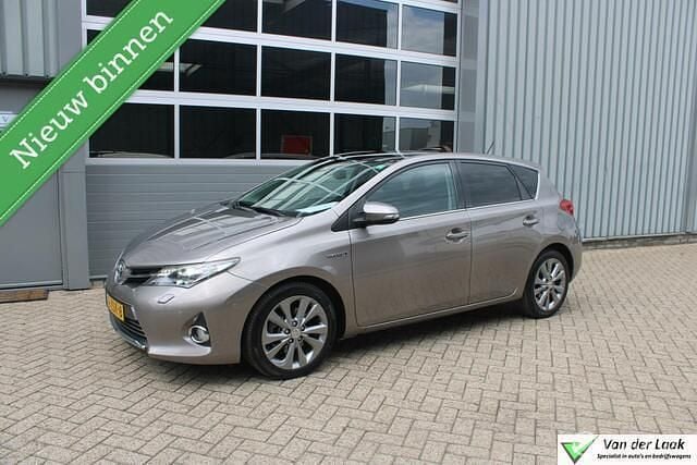 Bruin Gebruikt 2013 Toyota Auris Hatchback | € 9.450 (Eerlijke prijs) - Afbeelding 1/4
