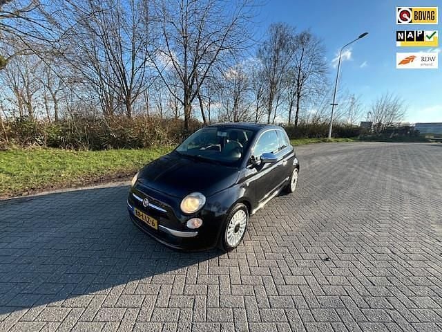 Zwart Gebruikt 2010 Fiat 500 Lounge Hatchback | € 3.595 (Eerlijke prijs) - Afbeelding 1/4