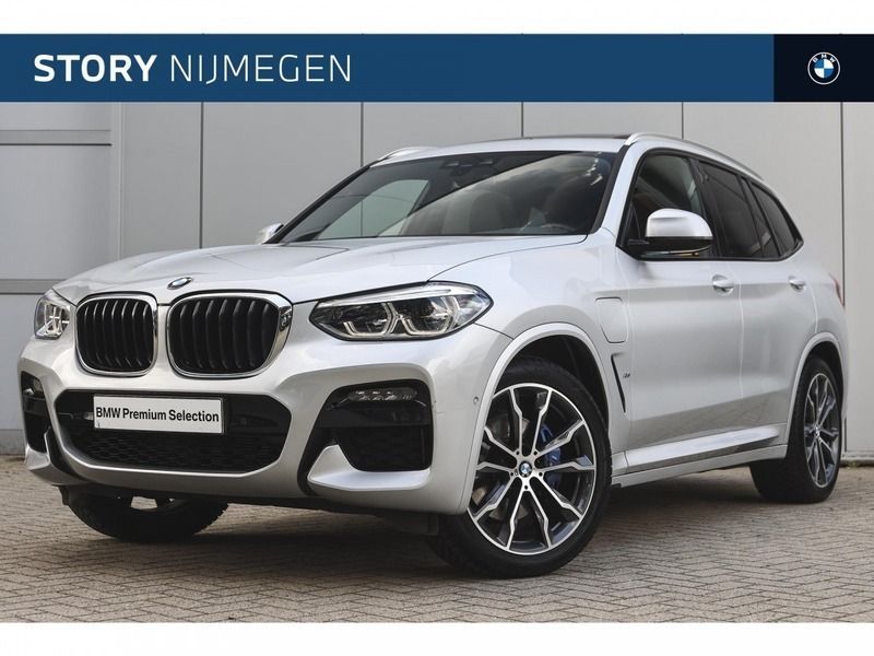 Glaciersilber Gebruikt 2021 BMW X3 Executive SUV | € 45.950 (Eerlijke prijs) - Afbeelding 1/4