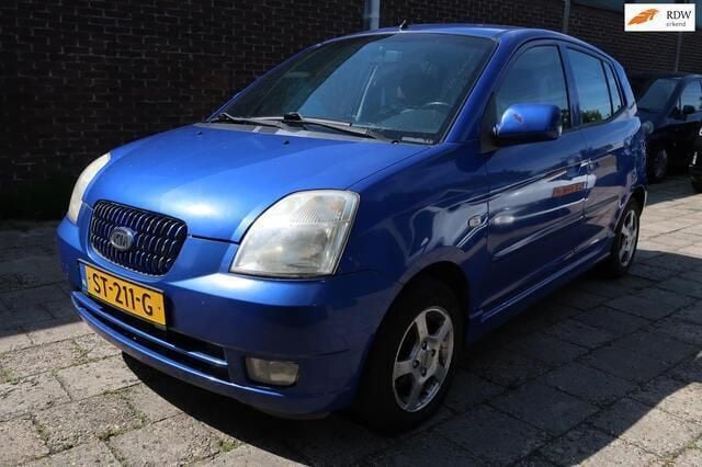 Blauw, metallic lak Gebruikt 2005 Kia Picanto LX Hatchback | € 1.500 (Eerlijke prijs) - Afbeelding 1/4